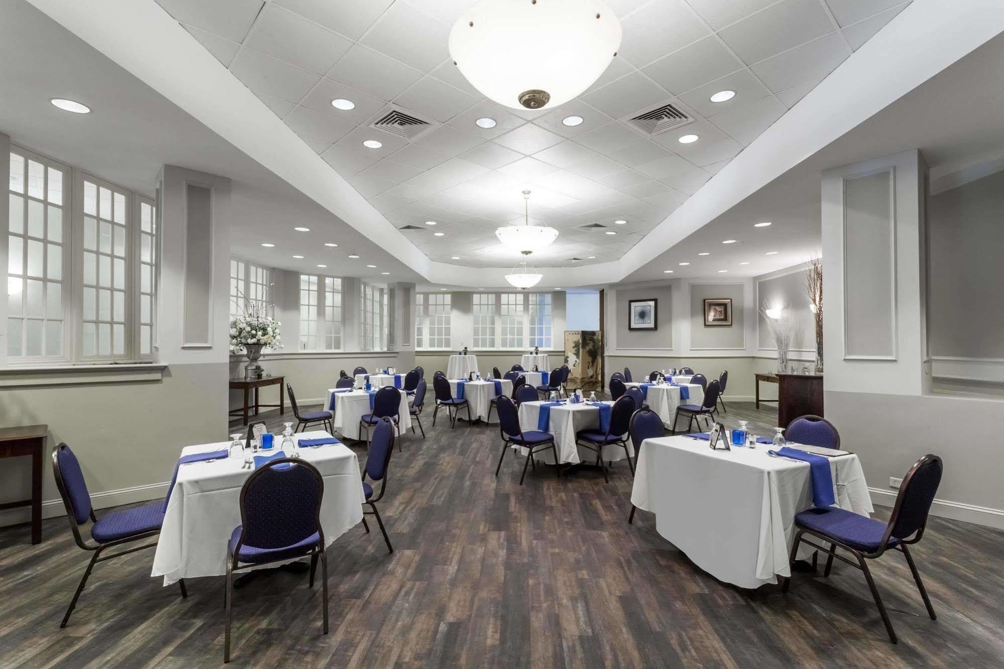 Hotel Wyndham Southbury Exteriér fotografie